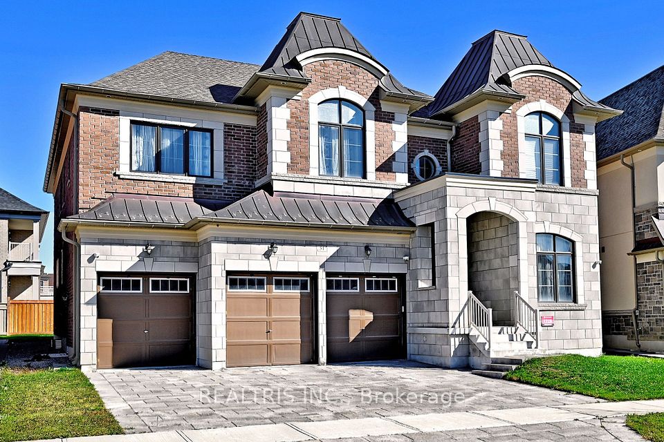 Detached at 51 Pellegrini Drive, Vaughan, ON L4H 4N3