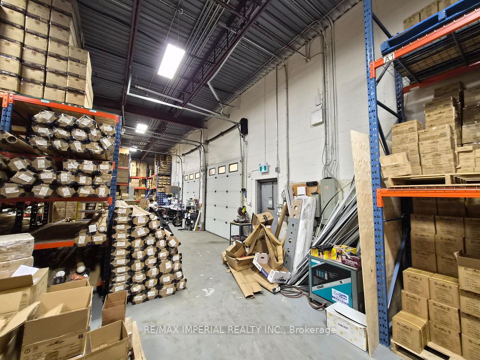 305 Industrial Parkway S 7 & 8, Aurora, ON L4G 6X7 3