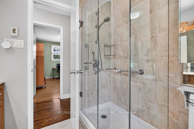 174 Bayview Fairways Drive, Markham, ON L3T 2Y8 21