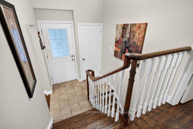 174 Bayview Fairways Drive, Markham, ON L3T 2Y8 4