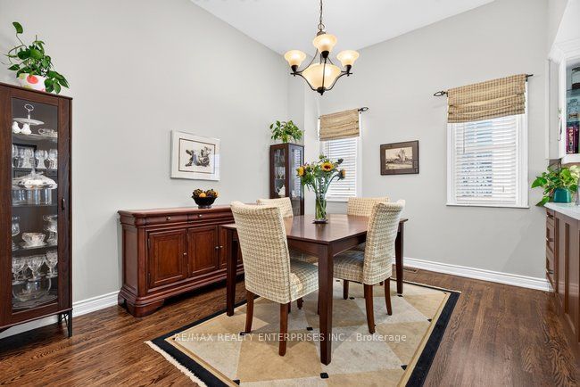 174 Bayview Fairways Drive, Markham, ON L3T 2Y8 7