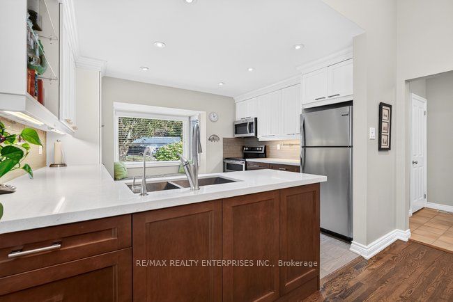 174 Bayview Fairways Drive, Markham, ON L3T 2Y8 10
