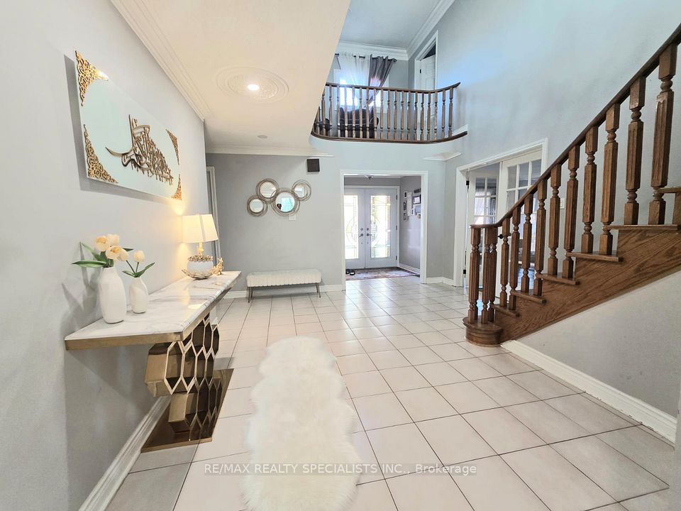 41 Claudia Avenue, Vaughan, ON L4L 6S2 12
