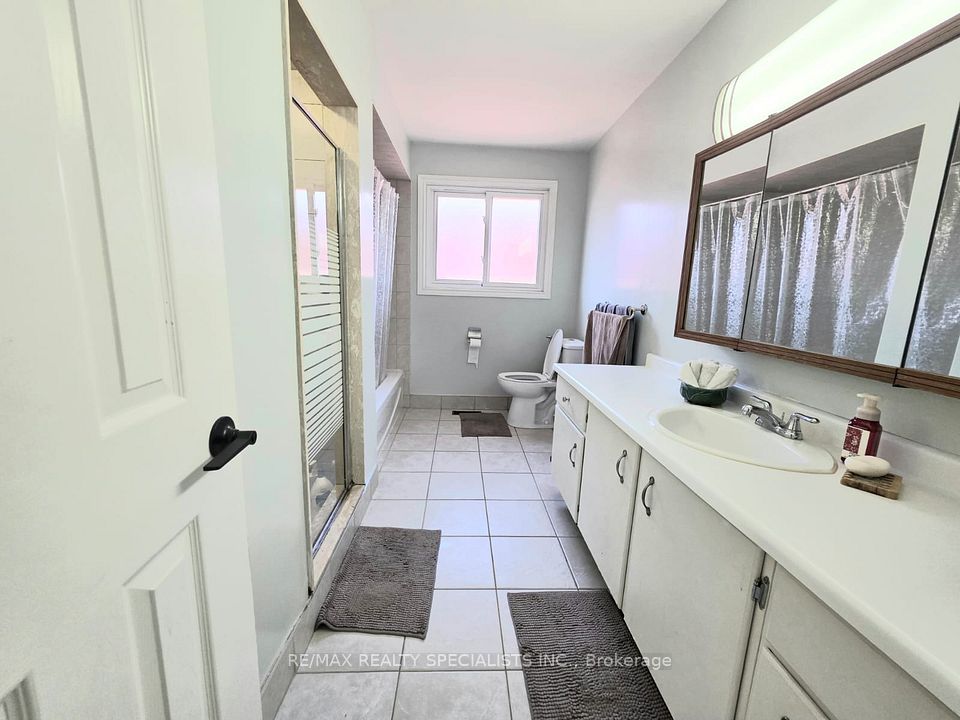 41 Claudia Avenue, Vaughan, ON L4L 6S2 21