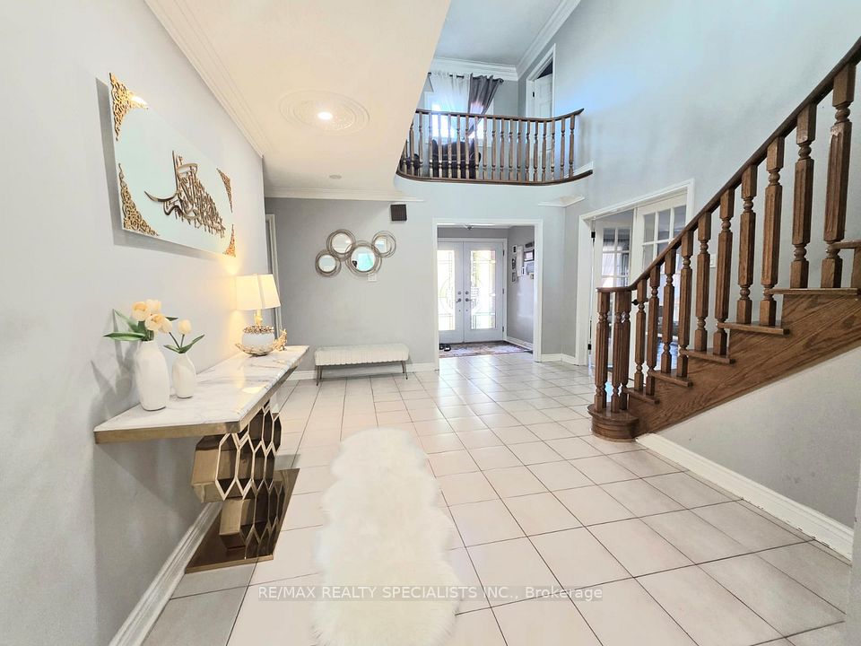 41 Claudia Avenue, Vaughan, ON L4L 6S2 19