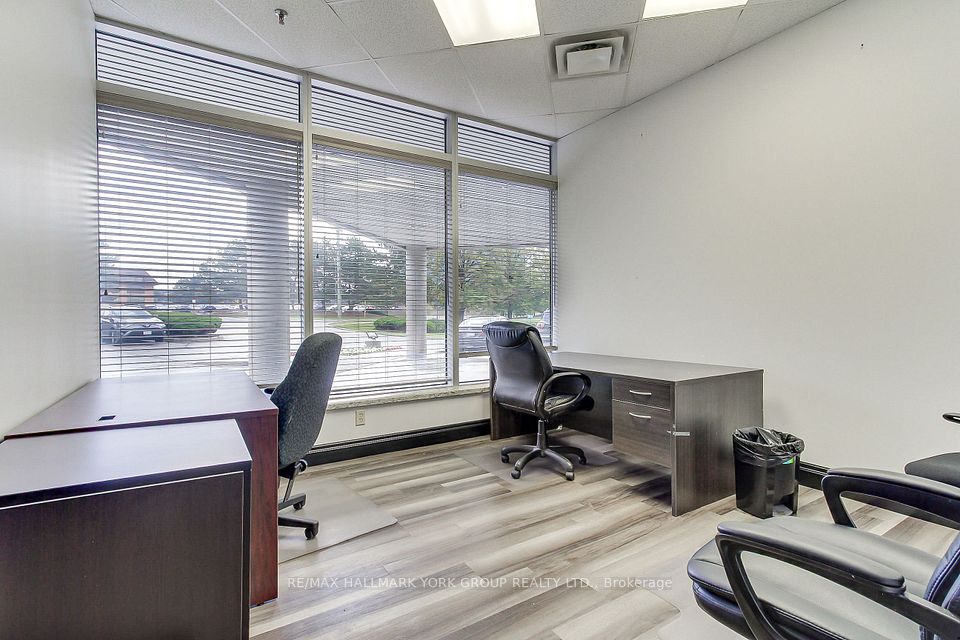 7050 Weston Road 101, Vaughan, ON L4L 8G7 22
