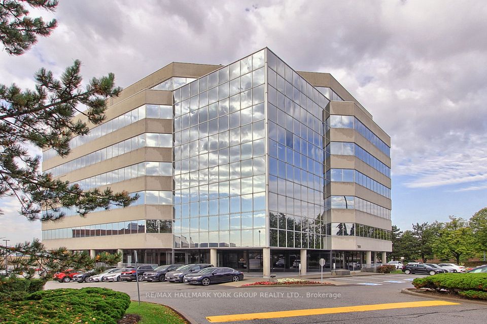 Office at 7050 Weston Road 101, Vaughan, ON L4L 8G7