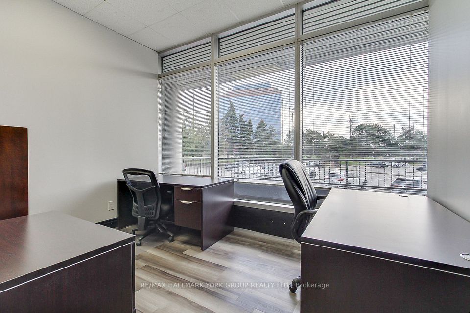 7050 Weston Road 101, Vaughan, ON L4L 8G7 15
