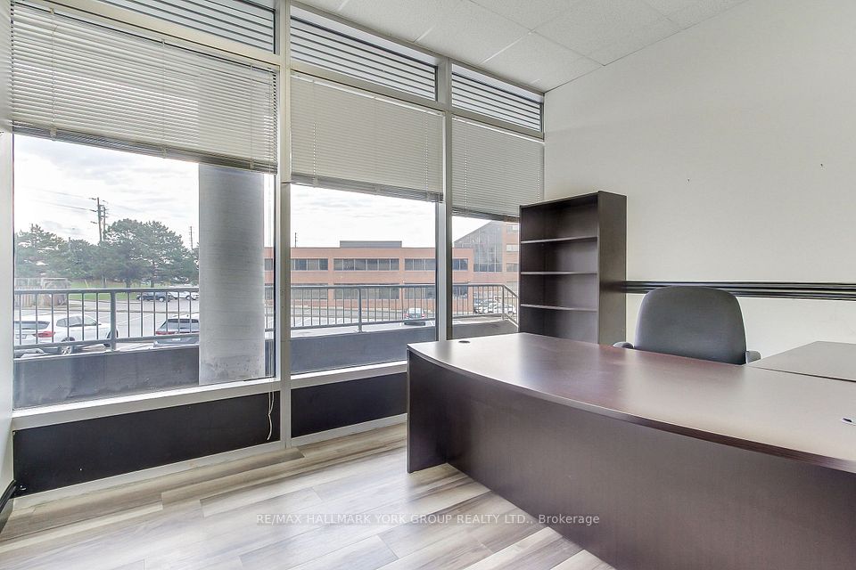 7050 Weston Road 101, Vaughan, ON L4L 8G7 14