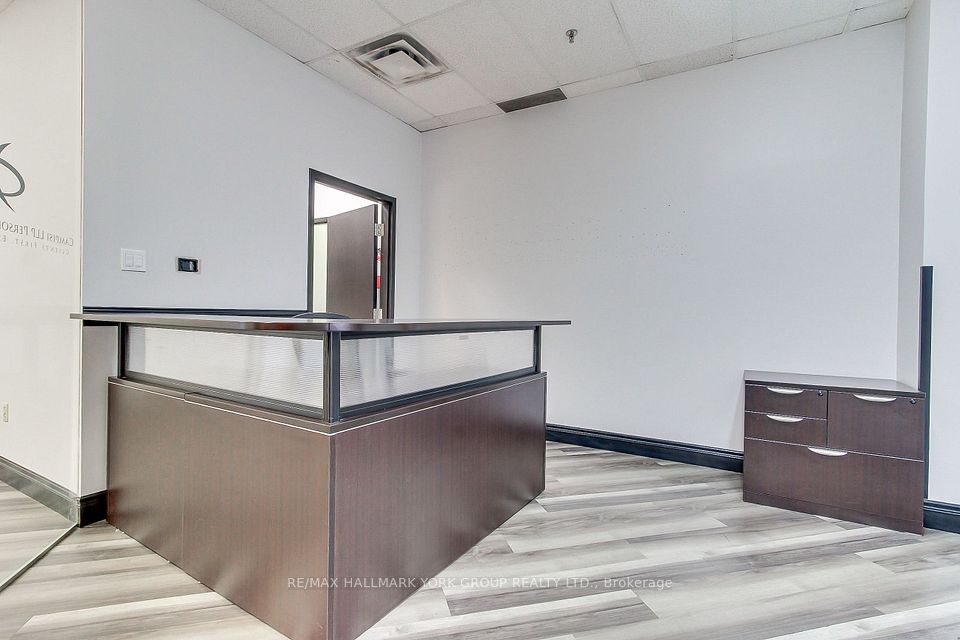 7050 Weston Road 101, Vaughan, ON L4L 8G7 19