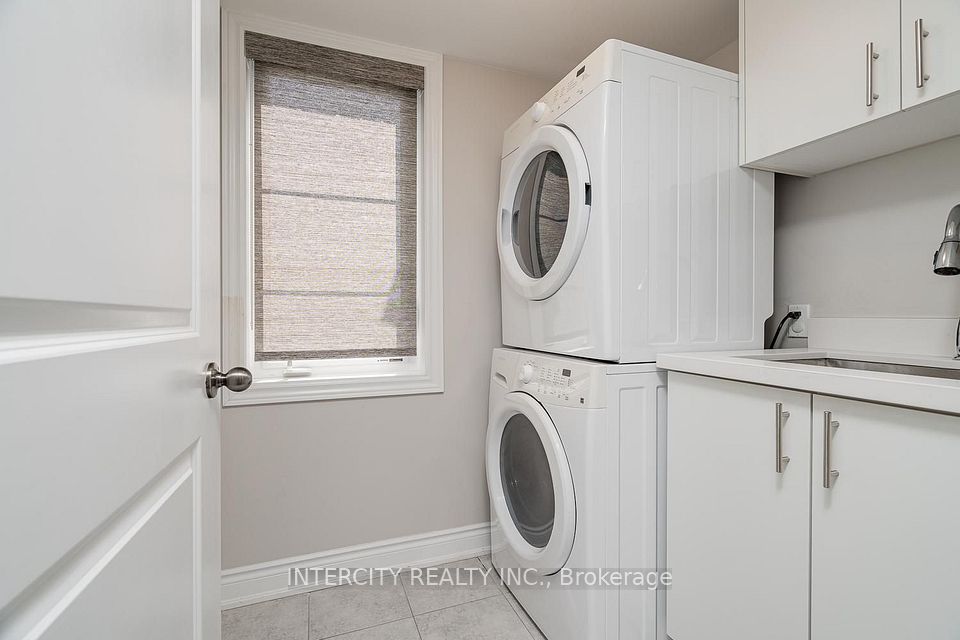 1331 Major Mackenzie Drive W 116, Vaughan, ON L6A 4W4 21