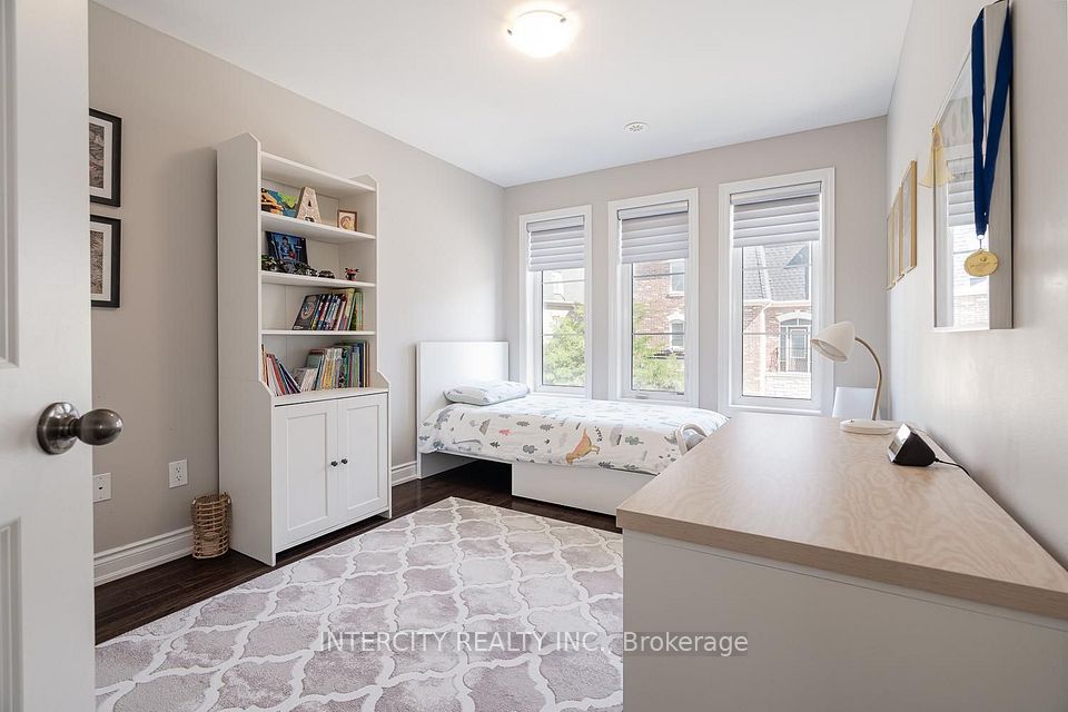 1331 Major Mackenzie Drive W 116, Vaughan, ON L6A 4W4 16