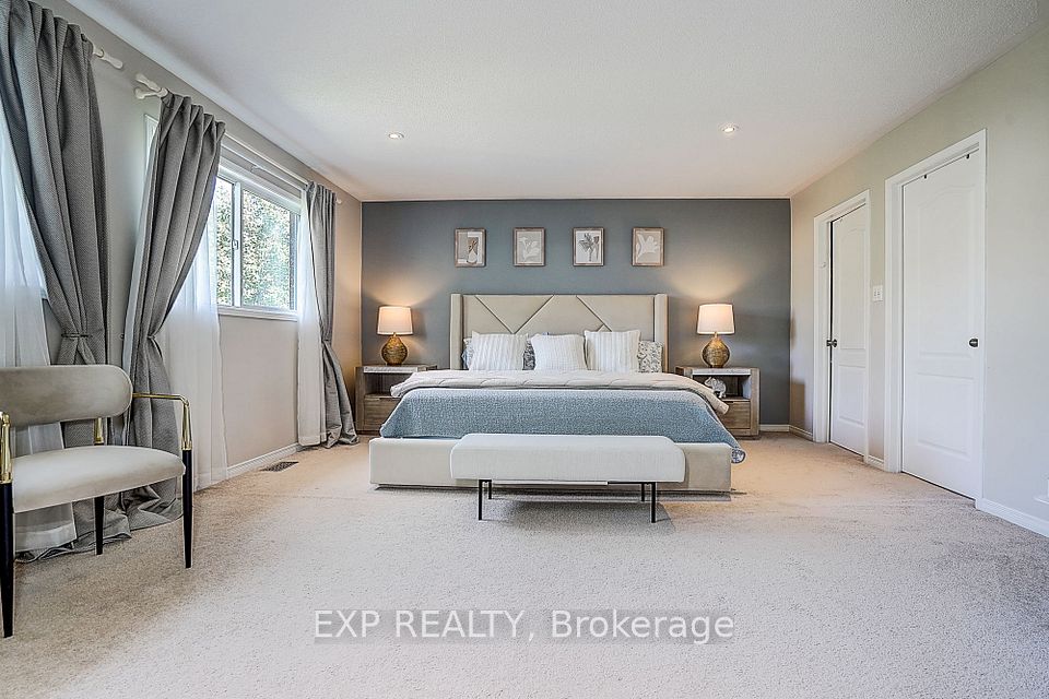 499 Silken Laumann Drive, Newmarket, ON L3X 2H9 18