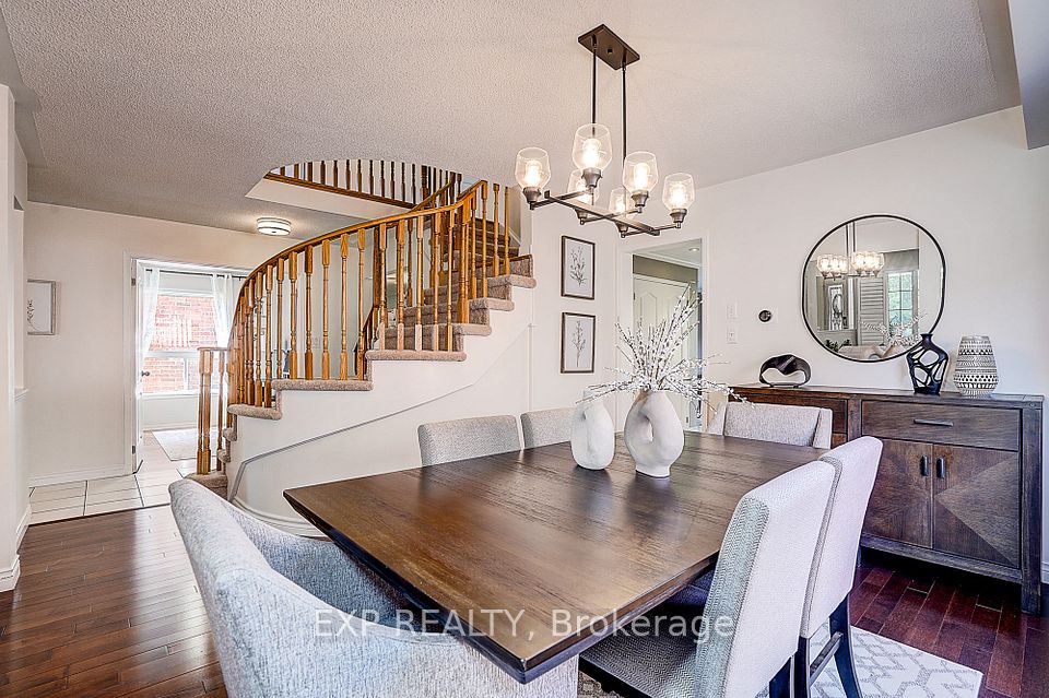 499 Silken Laumann Drive, Newmarket, ON L3X 2H9 6