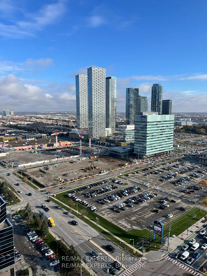 8 Interchange Way 2803, Vaughan, ON L4K 5Z7 23