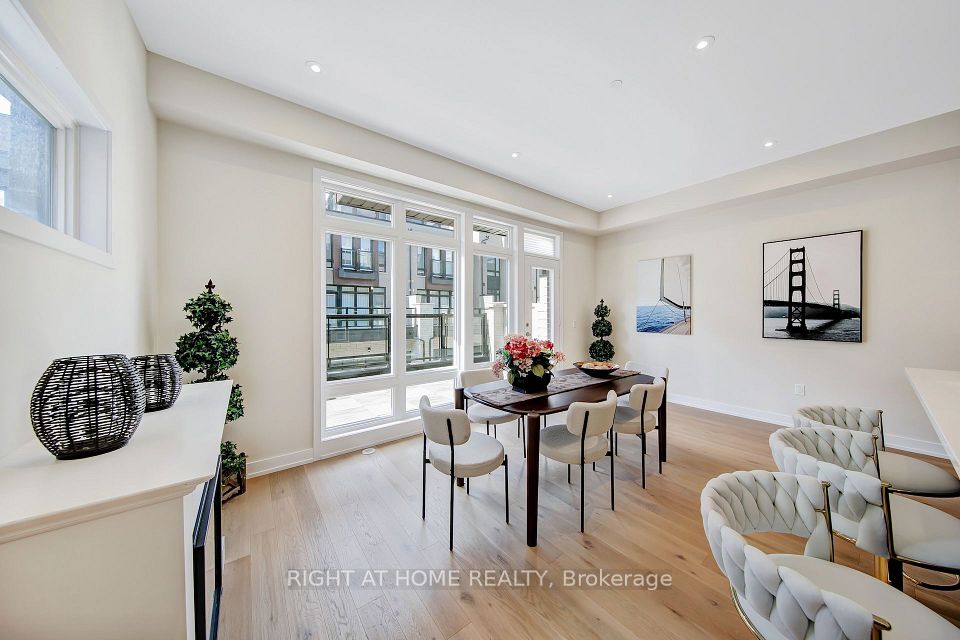 62 Ingersoll Lane, Richmond Hill, ON L4E 1G9 13