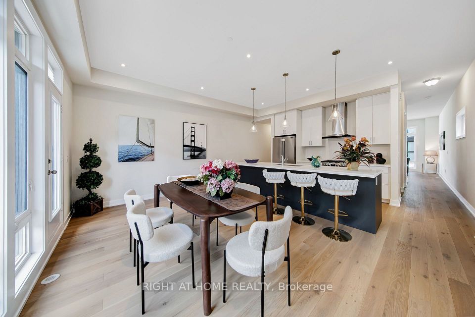 62 Ingersoll Lane, Richmond Hill, ON L4E 1G9 5