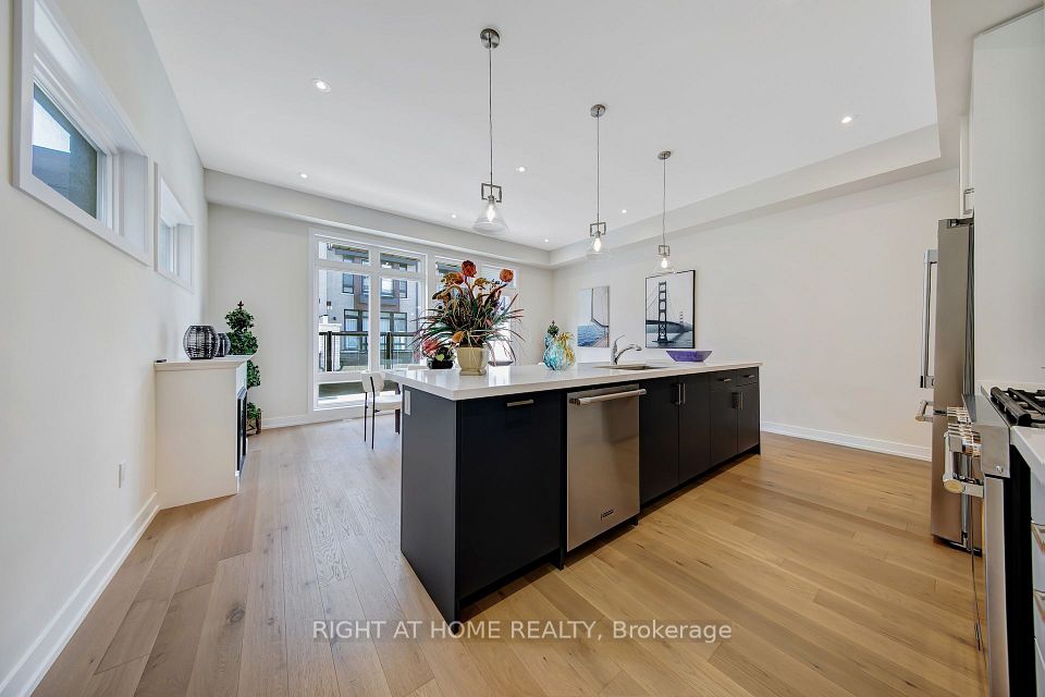 62 Ingersoll Lane, Richmond Hill, ON L4E 1G9 12
