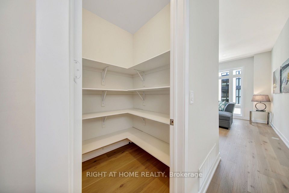 62 Ingersoll Lane, Richmond Hill, ON L4E 1G9 21