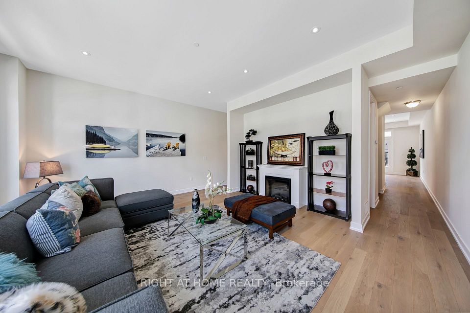 62 Ingersoll Lane, Richmond Hill, ON L4E 1G9 22