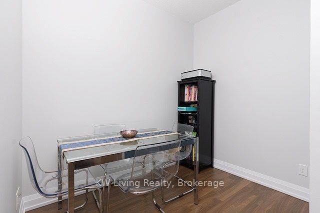 7161 Yonge Street 517, Markham, ON L3T 0C8 6