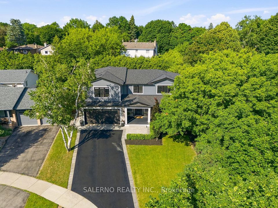 35 Sir Constantine Drive, Markham, ON L3P 2X4 3