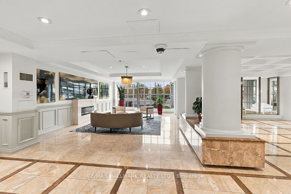 7 Townsgate Drive 415, Vaughan, ON L4J 7Z9 21
