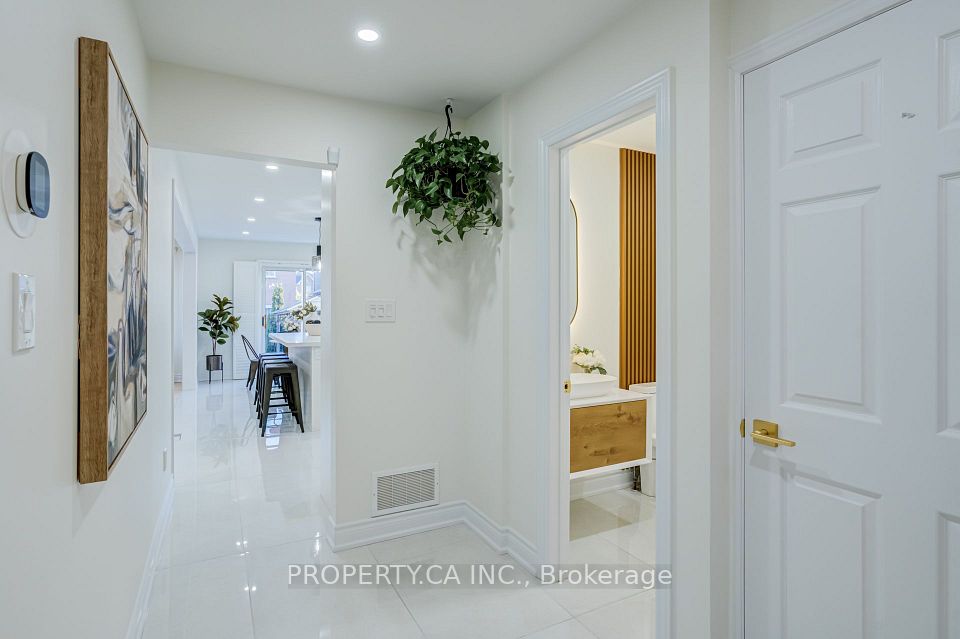 131 Giotto Crescent, Vaughan, ON L6A 3N7 3