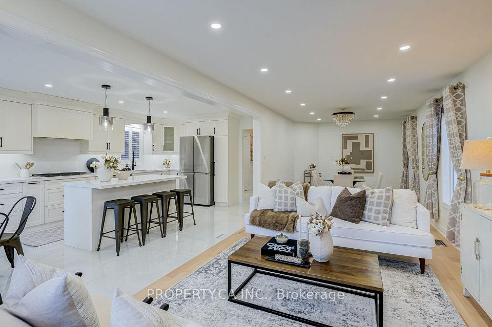 131 Giotto Crescent, Vaughan, ON L6A 3N7 13