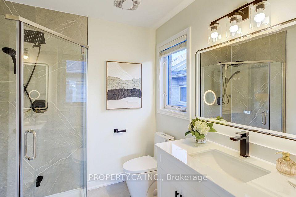 131 Giotto Crescent, Vaughan, ON L6A 3N7 25