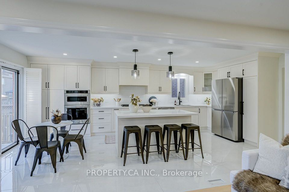 131 Giotto Crescent, Vaughan, ON L6A 3N7 7