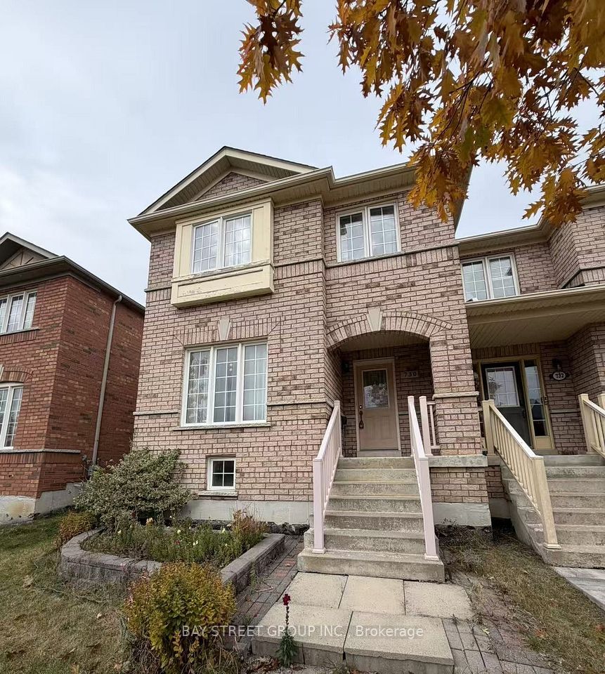 Att/Row/Townhouse at 730 Castlemore Avenue, Markham, ON L6E 1M9
