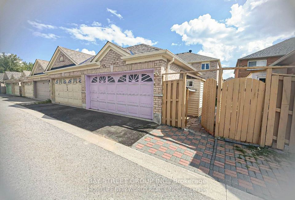 730 Castlemore Avenue, Markham, ON L6E 1M9 21