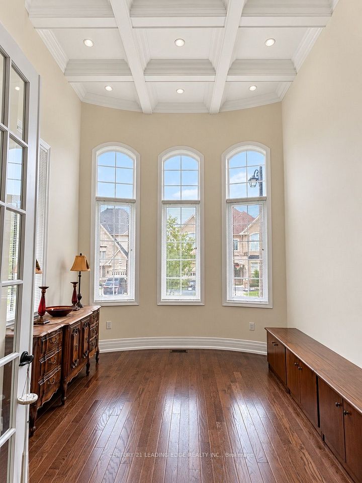48 Moraine Hill Drive, Vaughan, ON L6A 0Z9 6