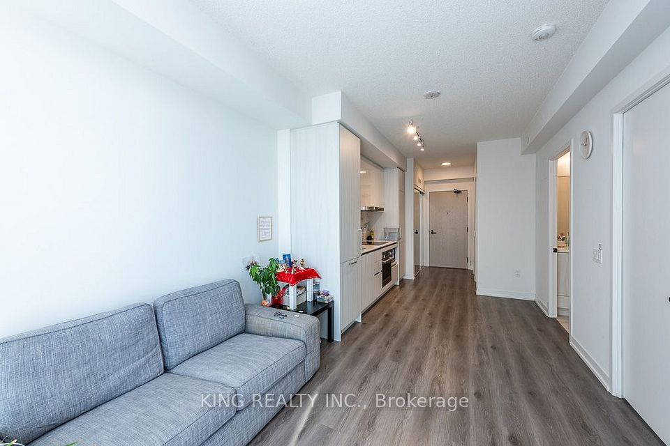 225 Commerce Street 6303, Vaughan, ON L4K 0P9 22