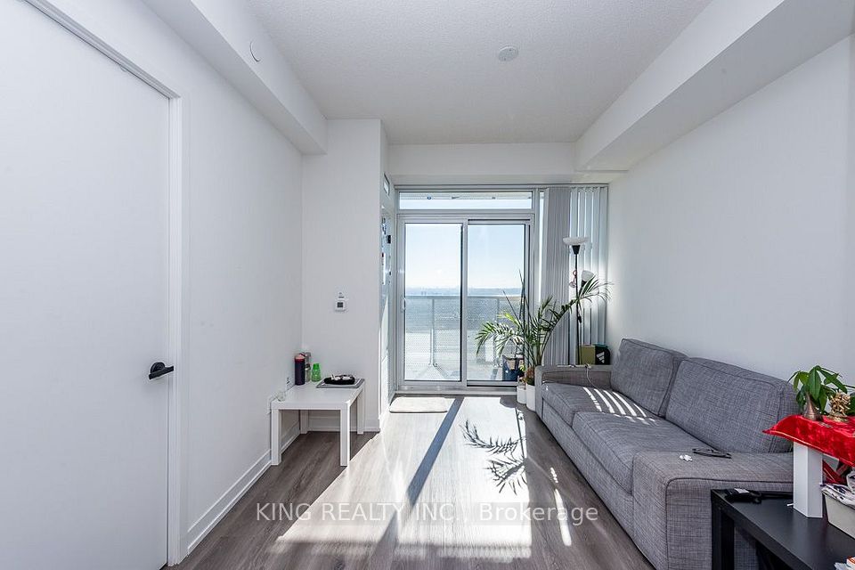225 Commerce Street 6303, Vaughan, ON L4K 0P9 6