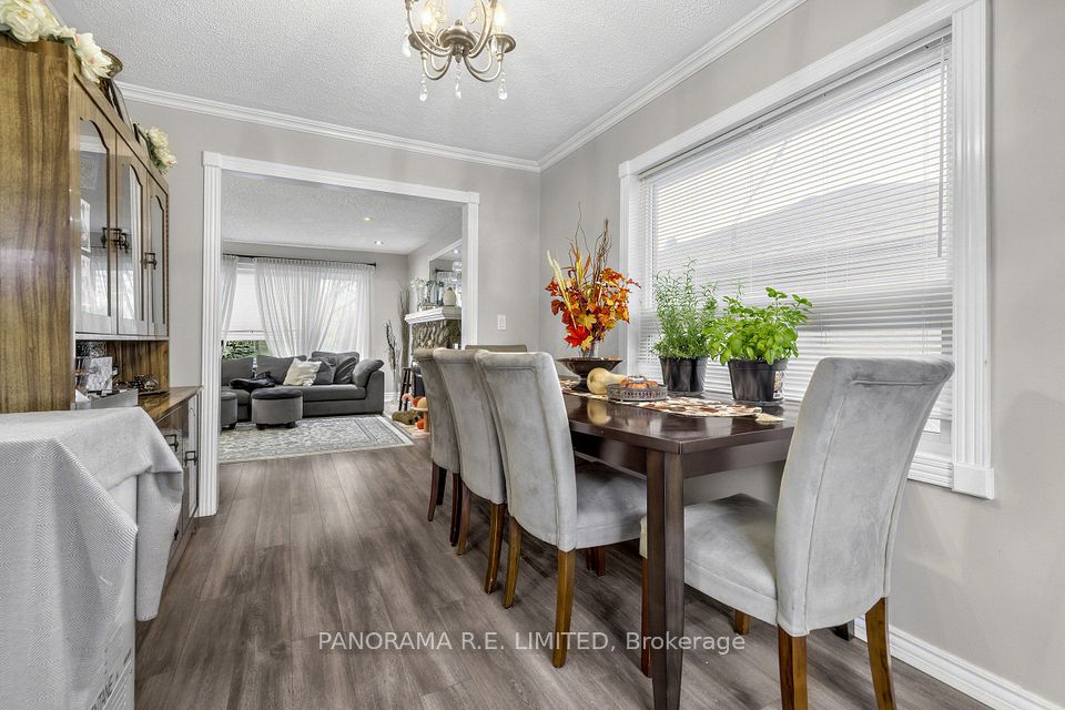 7676 Kipling Avenue, Vaughan, ON L4L 1Y6 11