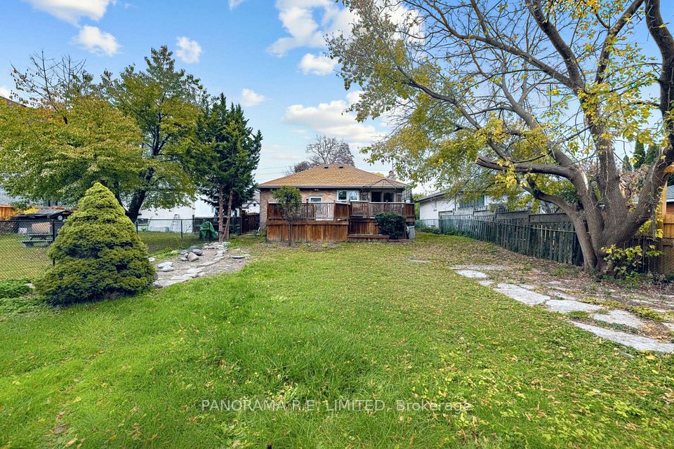 7676 Kipling Avenue, Vaughan, ON L4L 1Y6 20