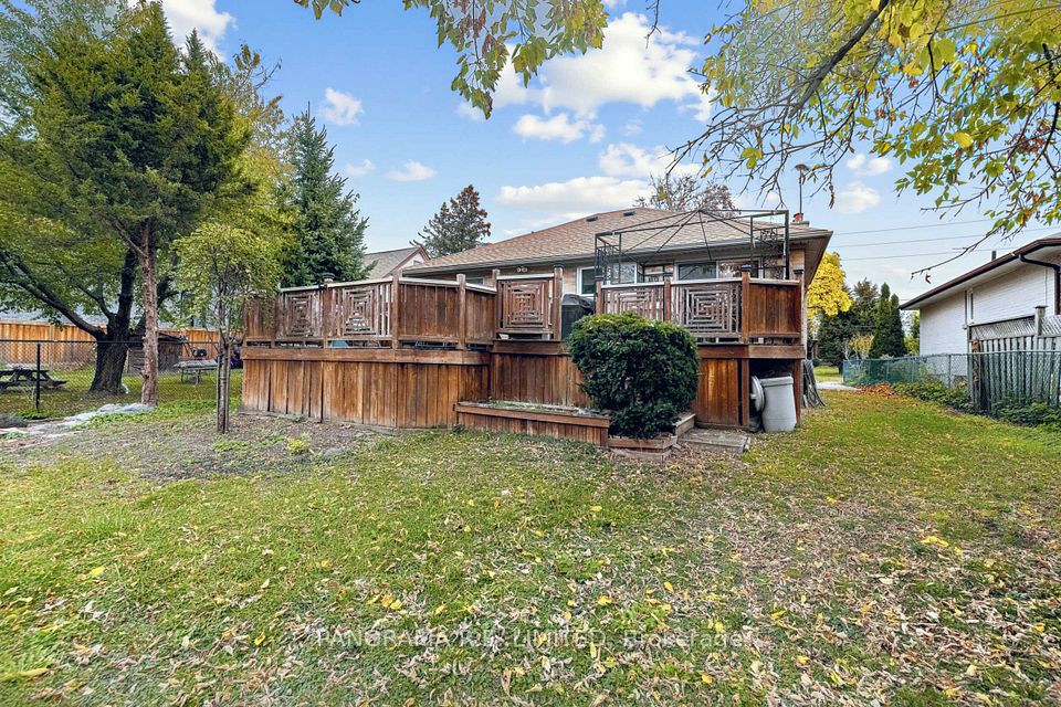 7676 Kipling Avenue, Vaughan, ON L4L 1Y6 21
