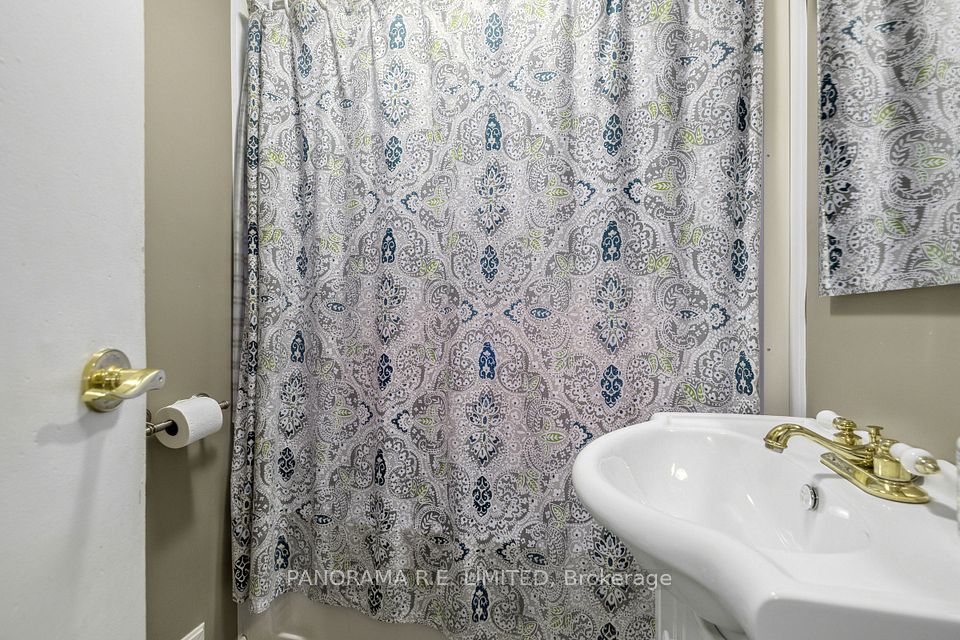 7676 Kipling Avenue, Vaughan, ON L4L 1Y6 15