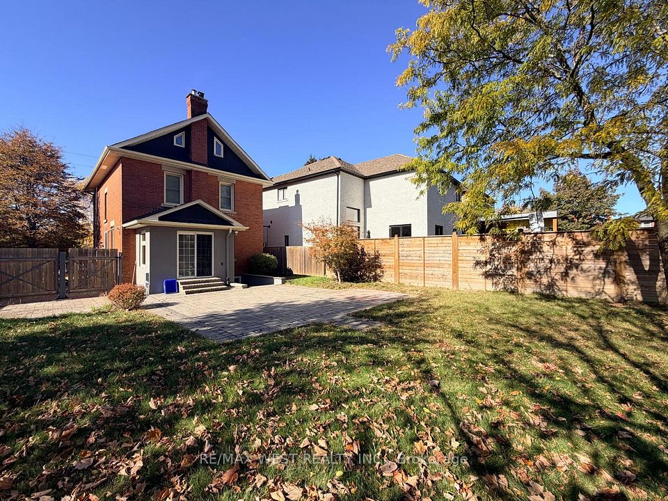 8243 Kipling Avenue, Vaughan, ON L4L 2A5 14