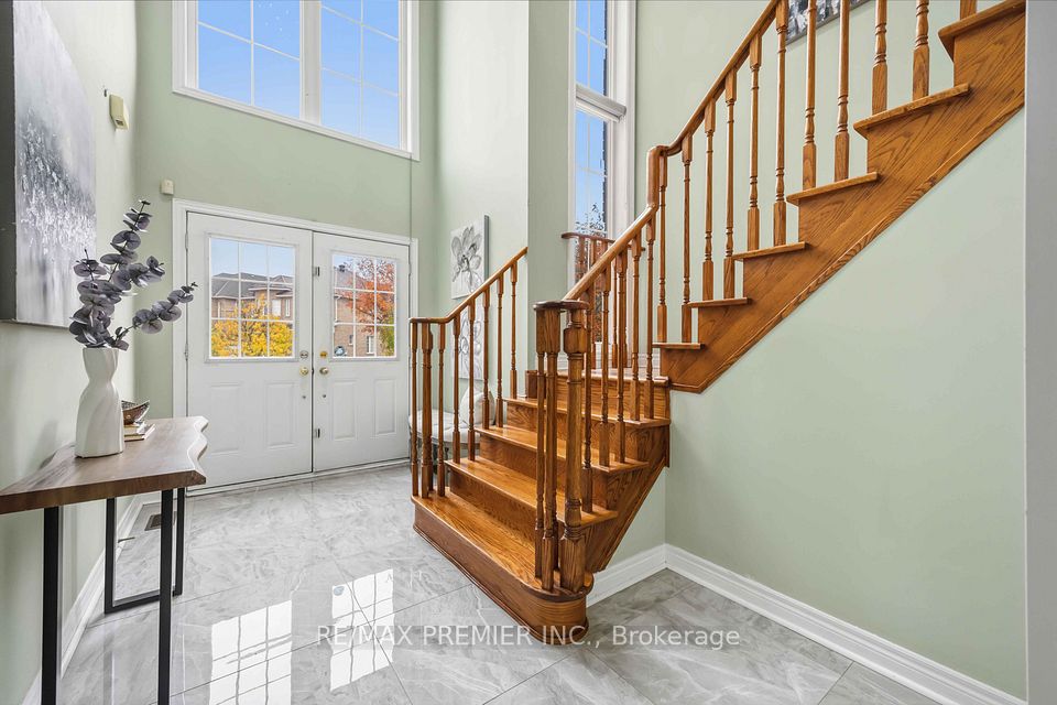 40 Ann Louise Crescent, Markham, ON L3S 0A8 17