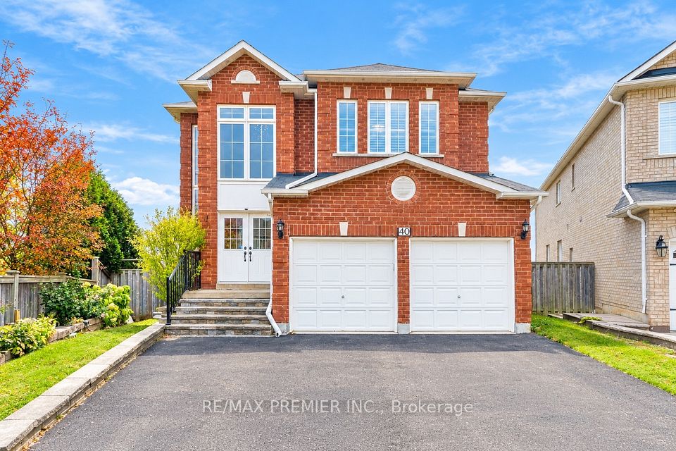 Detached at 40 Ann Louise Crescent, Markham, ON L3S 0A8