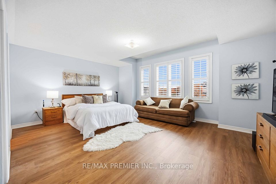 40 Ann Louise Crescent, Markham, ON L3S 0A8 19