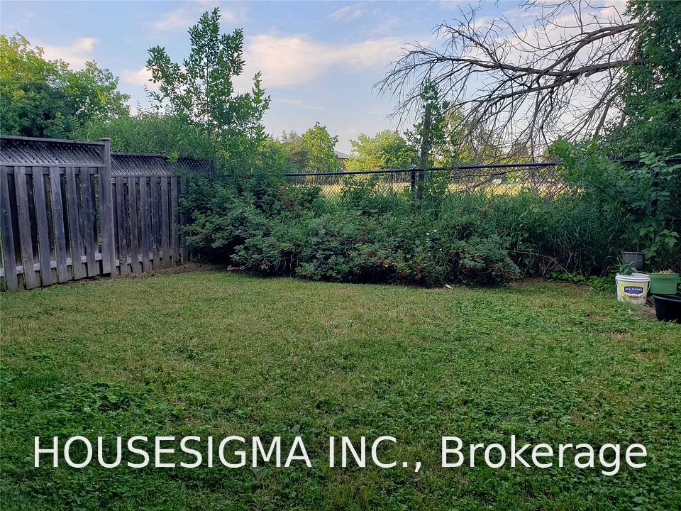 329 Bathurst Glen Drive B1, Vaughan, ON L4J 9A3 11