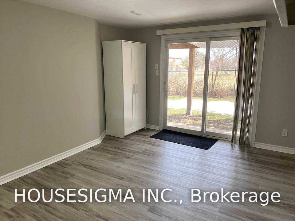329 Bathurst Glen Drive B1, Vaughan, ON L4J 9A3 7