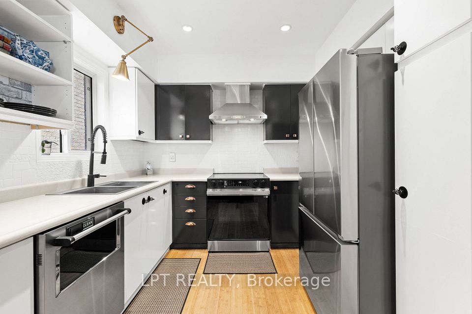 416 Flanagan Court, Newmarket, ON L3X 2E9 20