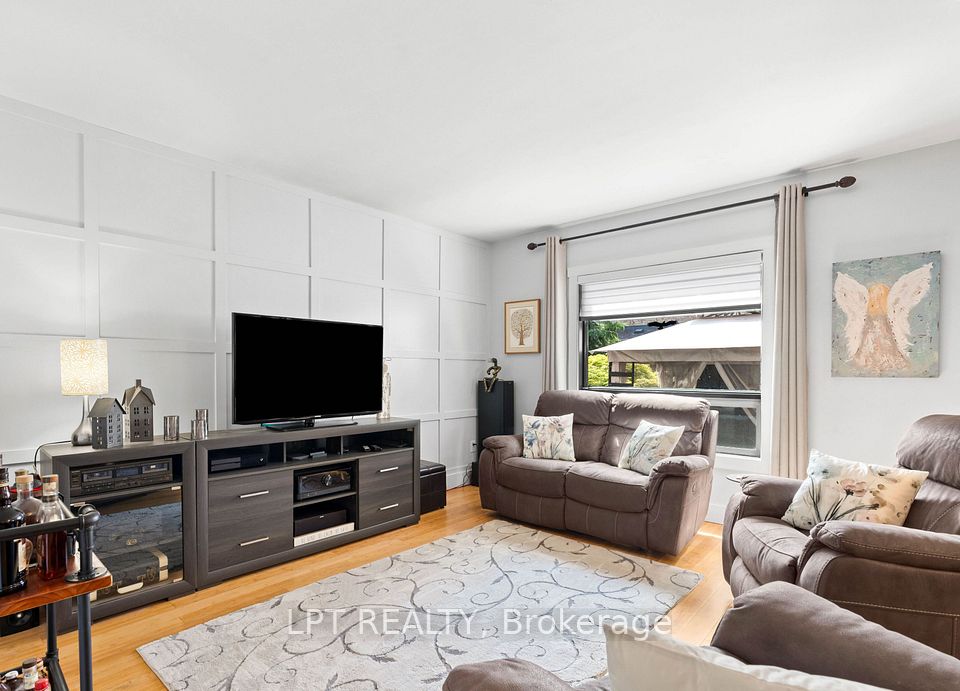 416 Flanagan Court, Newmarket, ON L3X 2E9 15