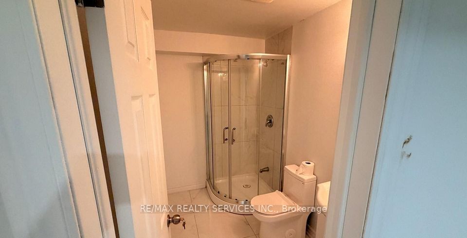 36 Windward Crescent BASEMENT, Vaughan, ON L6A 3G5 5