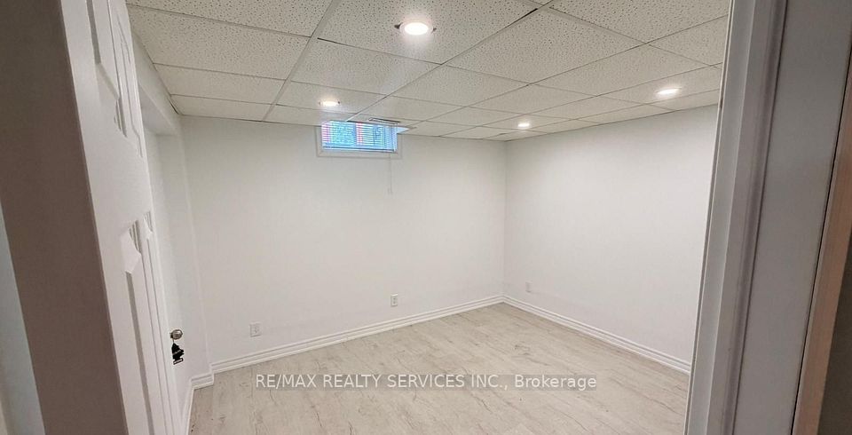 36 Windward Crescent BASEMENT, Vaughan, ON L6A 3G5 3